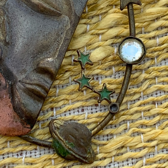 OOAK Vintage Artesian Egyptian Planetary Metal Brooch Pin Jewelry Planet Stars - Picture 5 of 11